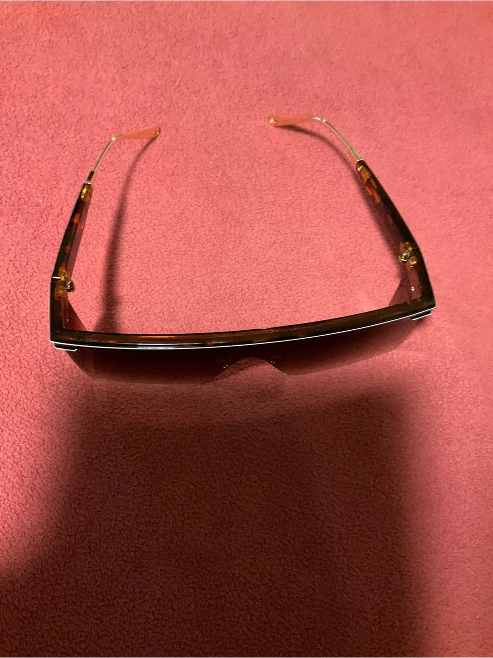 Designer-Style Oversized Shield Sunglasses in Brown